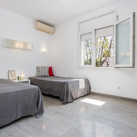 Goldhome - New House With Private Heated Pool, Parking, Wifi, Games Room Empuriabrava Exteriör bild